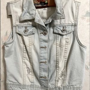 EightyTwo Denim Distressed Vest.